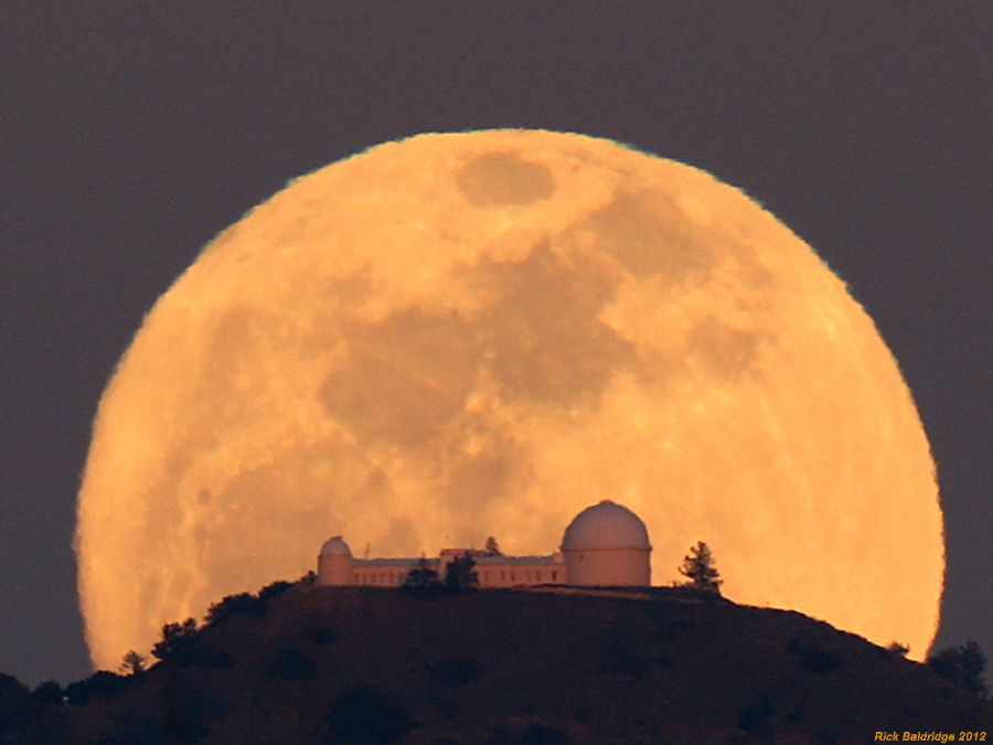 Lick Observatory Moonrise