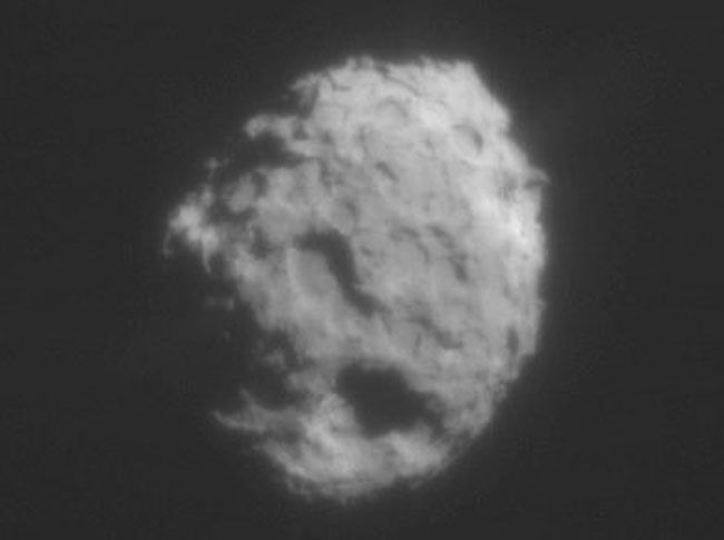 Comet Wild 2's Nucleus from Stardust