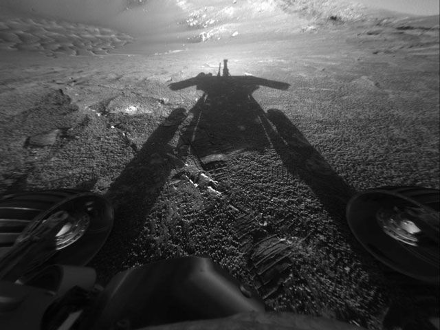 Shadow of a Martian Robot