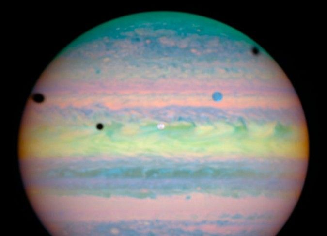 Pastel Planet, Triple Eclipse