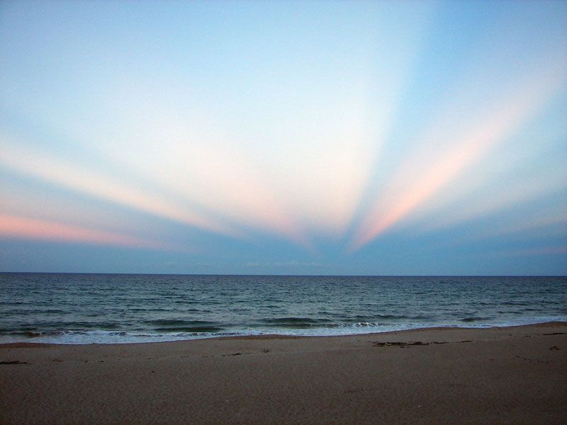 Anticrepuscular Rays Over Florida
