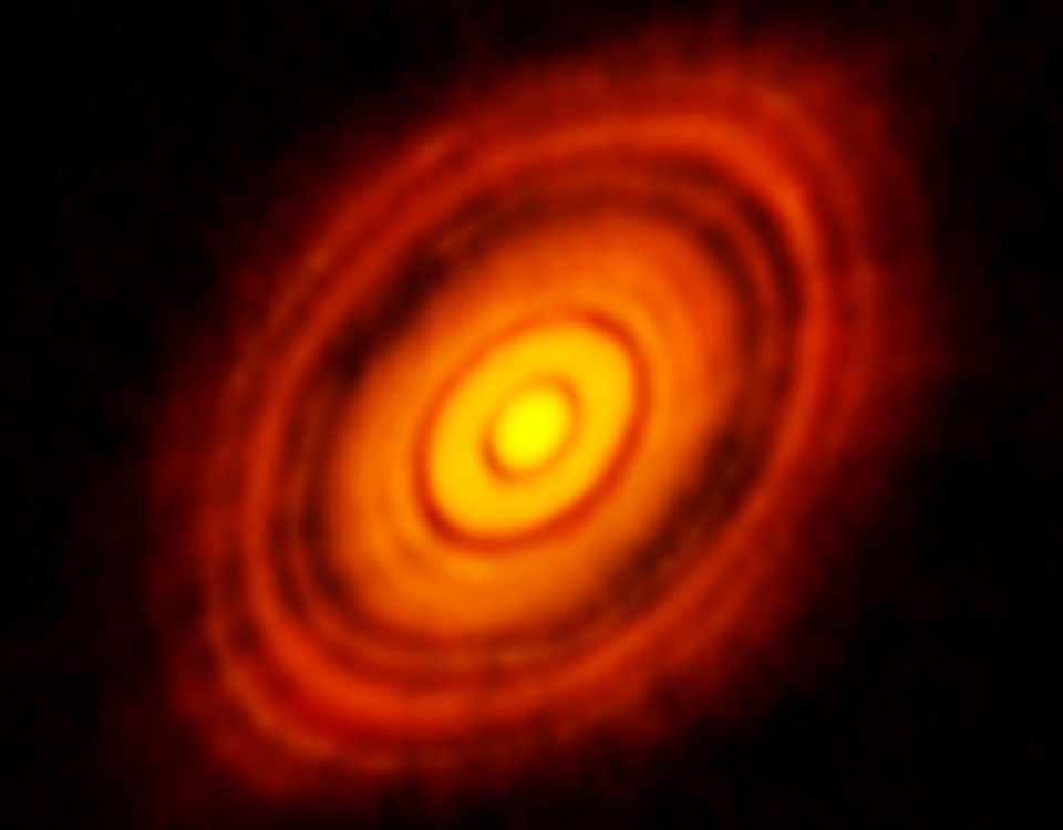 The Protoplanetary Disk of HL Tauri from ALMA