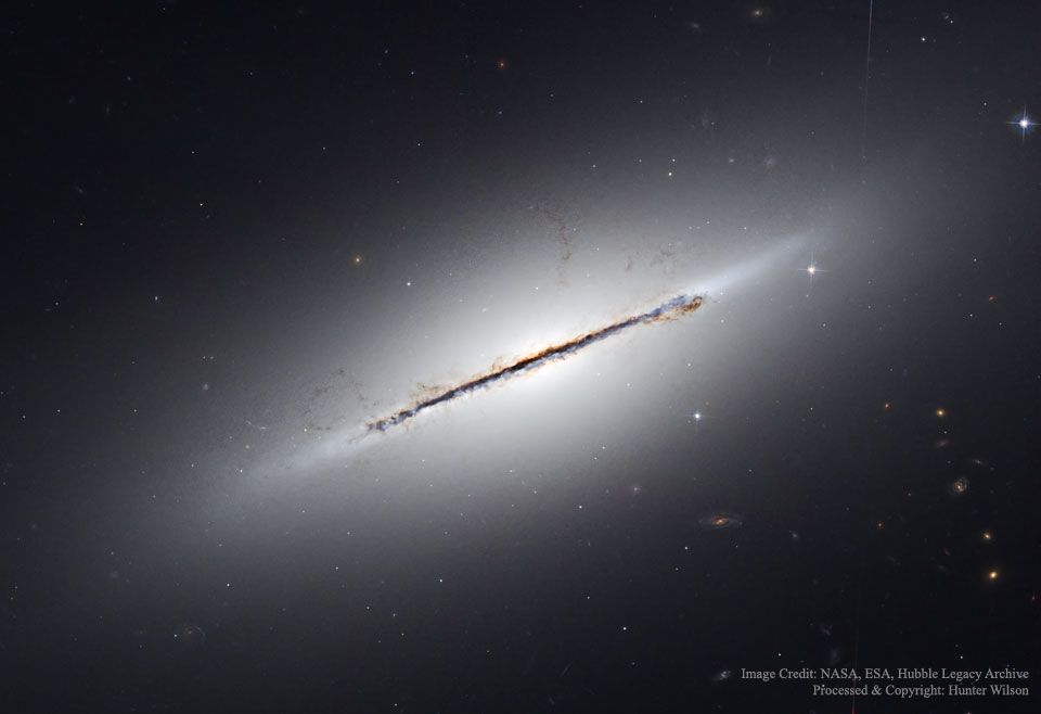 Edge-On Galaxy NGC 5866