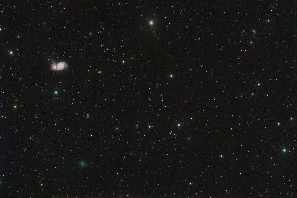 Whirlpool with Comets