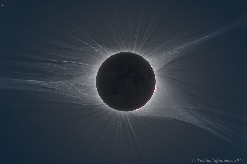 Total Solar Eclipse Corona in HDR