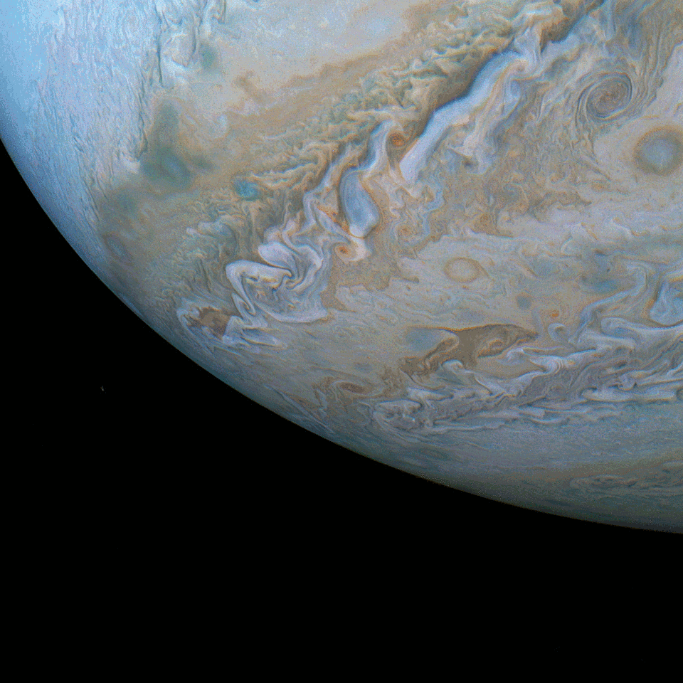 Swimming on Jupiter