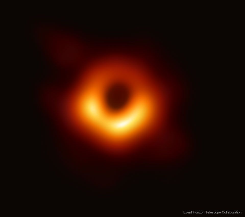 Première image de l'horizon d'un trou noir
