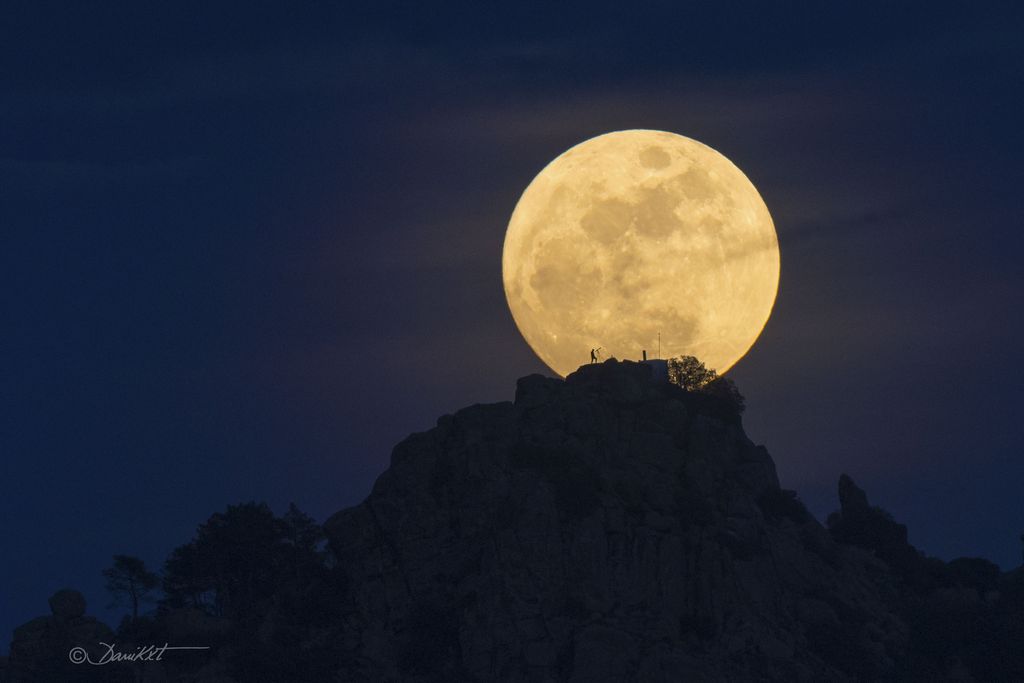 Trouvez l'homme dans la Lune