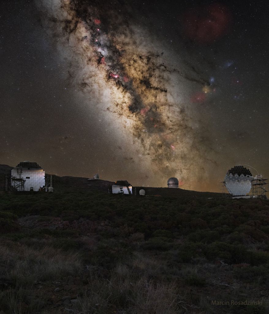 Voie Lactée au-dessus de l'observatoire de La Palma