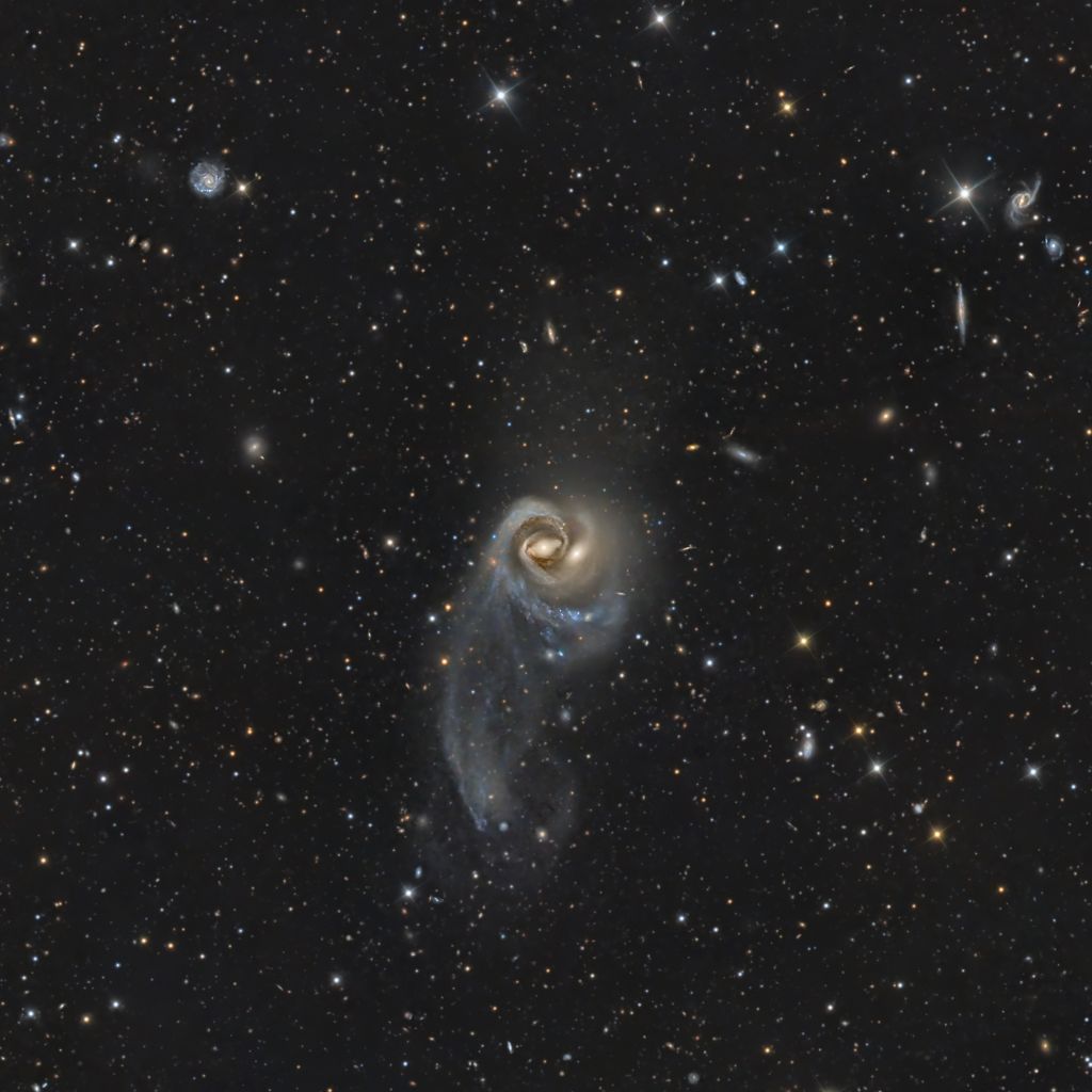 Arp 93: A Cosmic Embrace