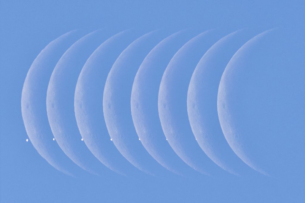 La Lune de jour rencontre l'Étoile du matin