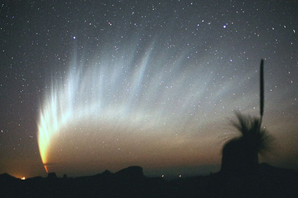 La magnifique queue de la comète McNaught