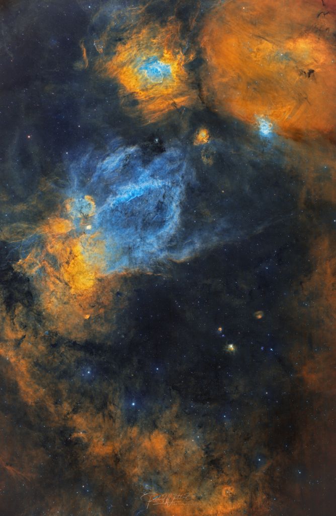 The Claw and Bubble Nebulae